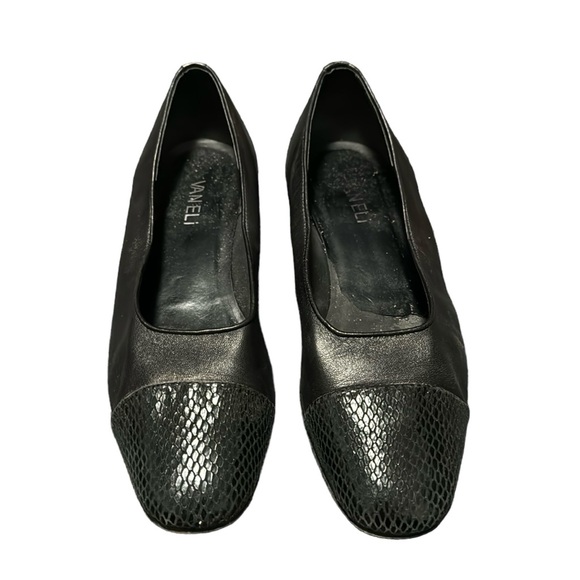 Vaneli Shoes - Vaneli black leather flats with embossed toe box. Size 7.5. GUC